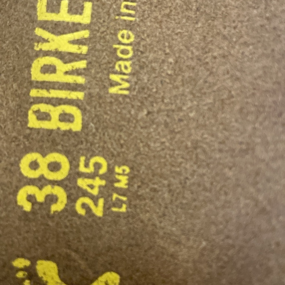 Birkenstock size 38 - Picture 8 of 8